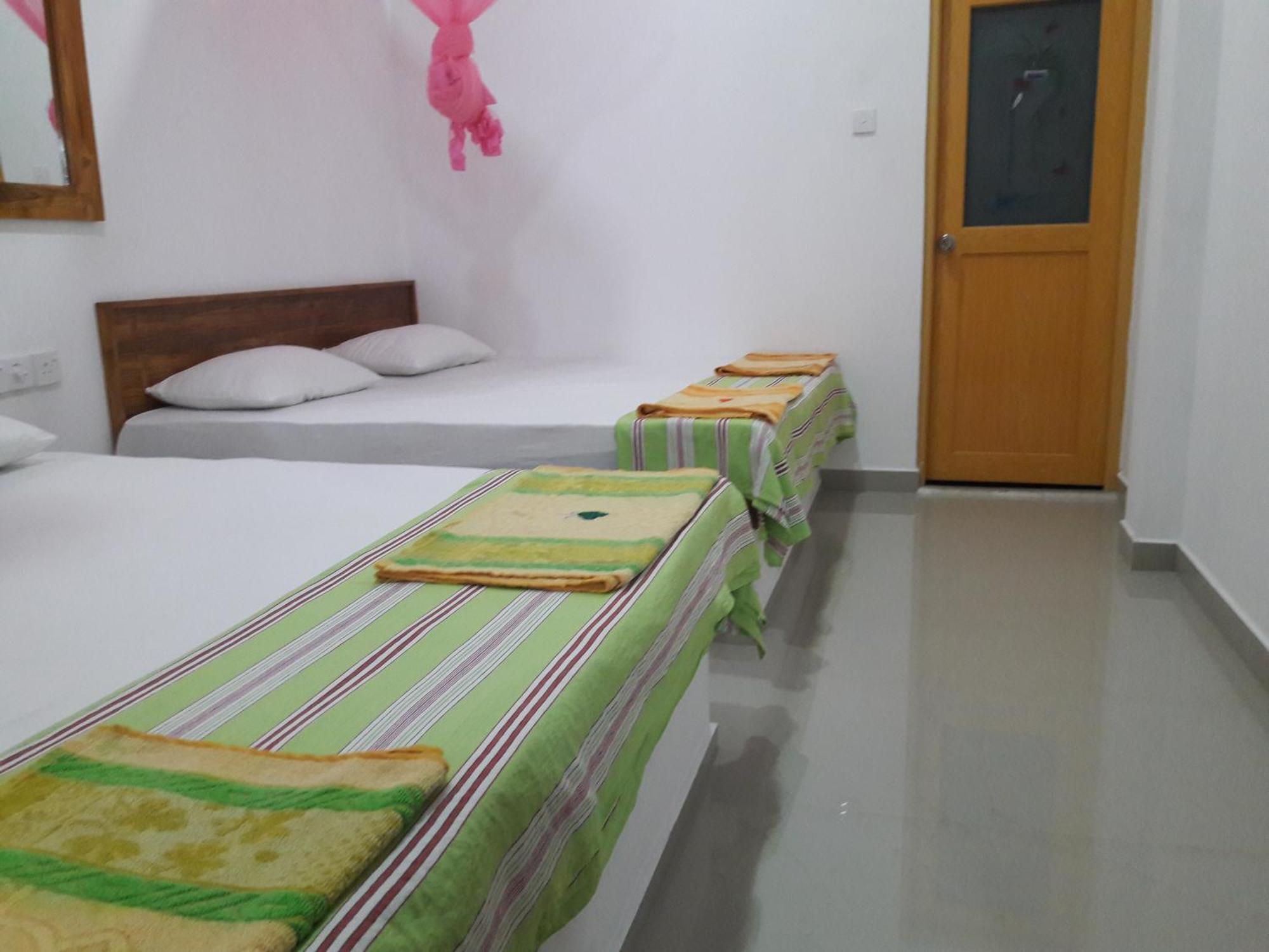 Share Safari House Udawalawe Bed & Breakfast Eksteriør bilde